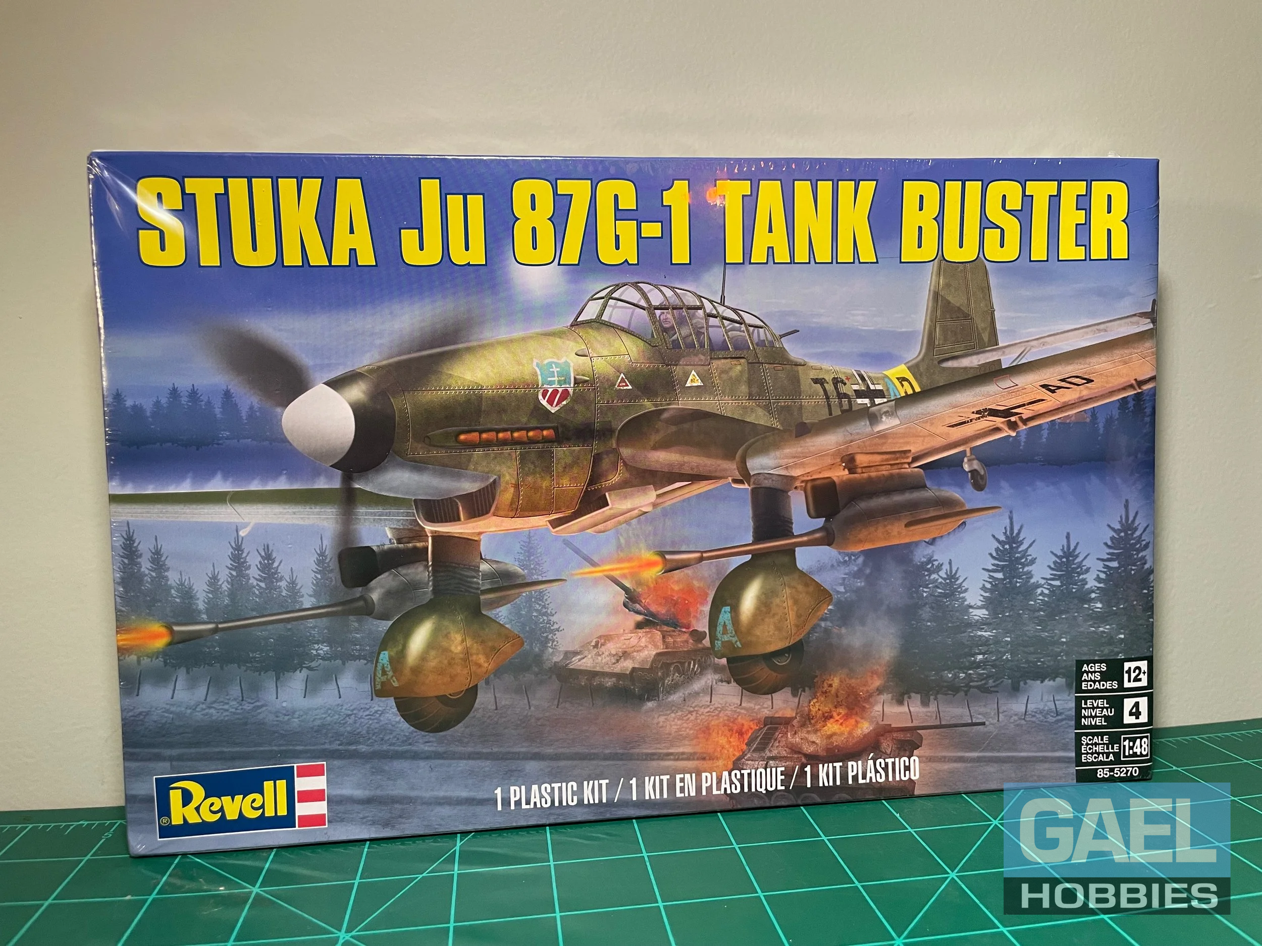 1/48 Revell Stuka Ju87G-1 Tank Buster #85-5270