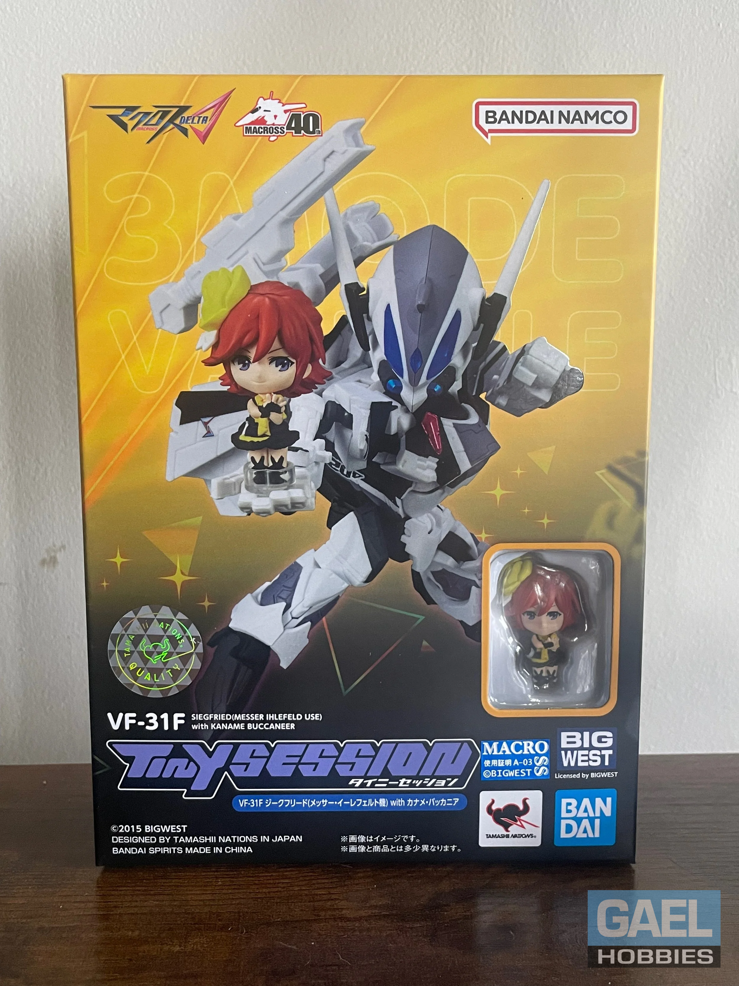 Bandai Spirits Tiny Session VF-31F Siegried with Kaname Buccaneer Macross Delta