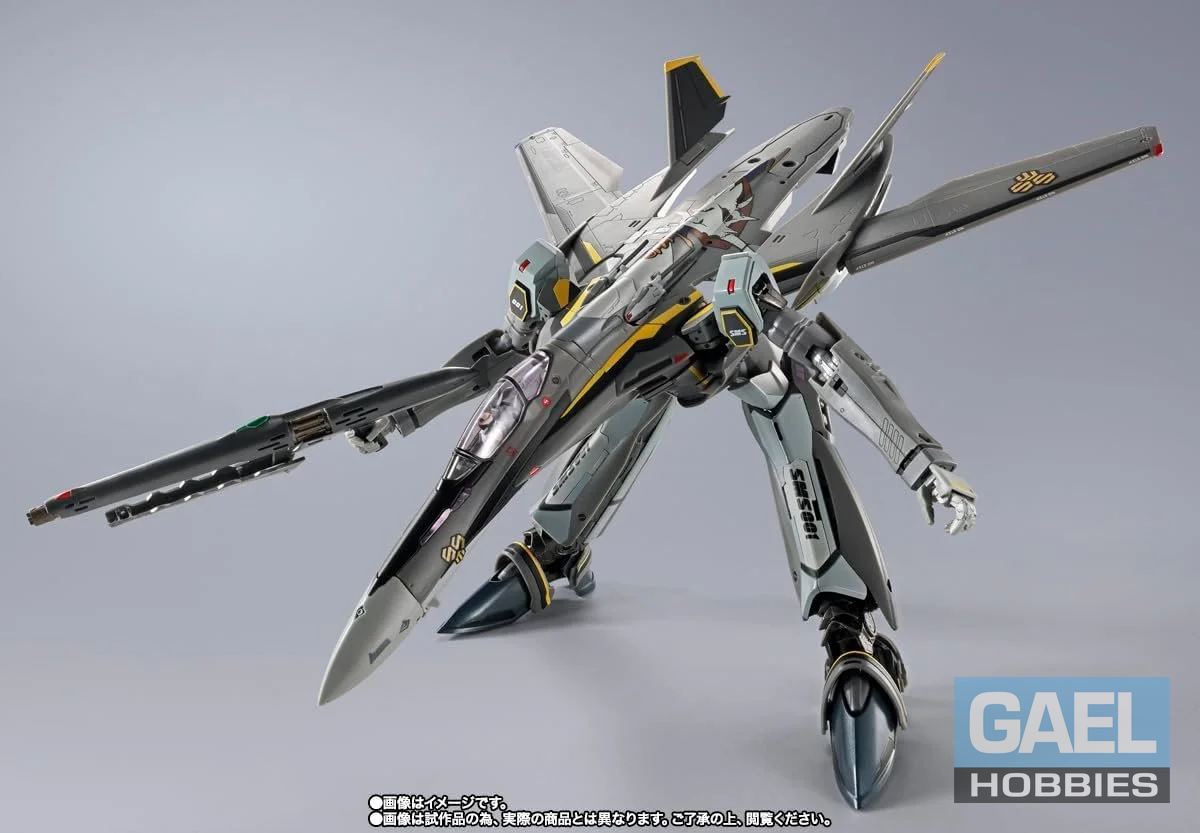 Tamashii Nations VF-25S Armored Messaiah Valkyrie (Ozma Lee Use) Macross F Revival Ver