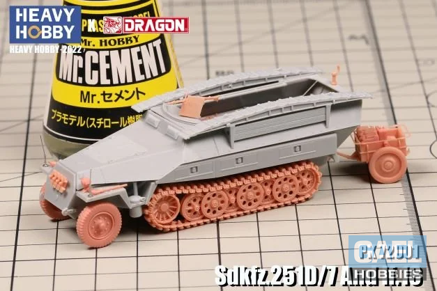 1/72 Heavy Hobby WWII German Sdkfz.251/7 Ausf.D and If.8 #PK-72001