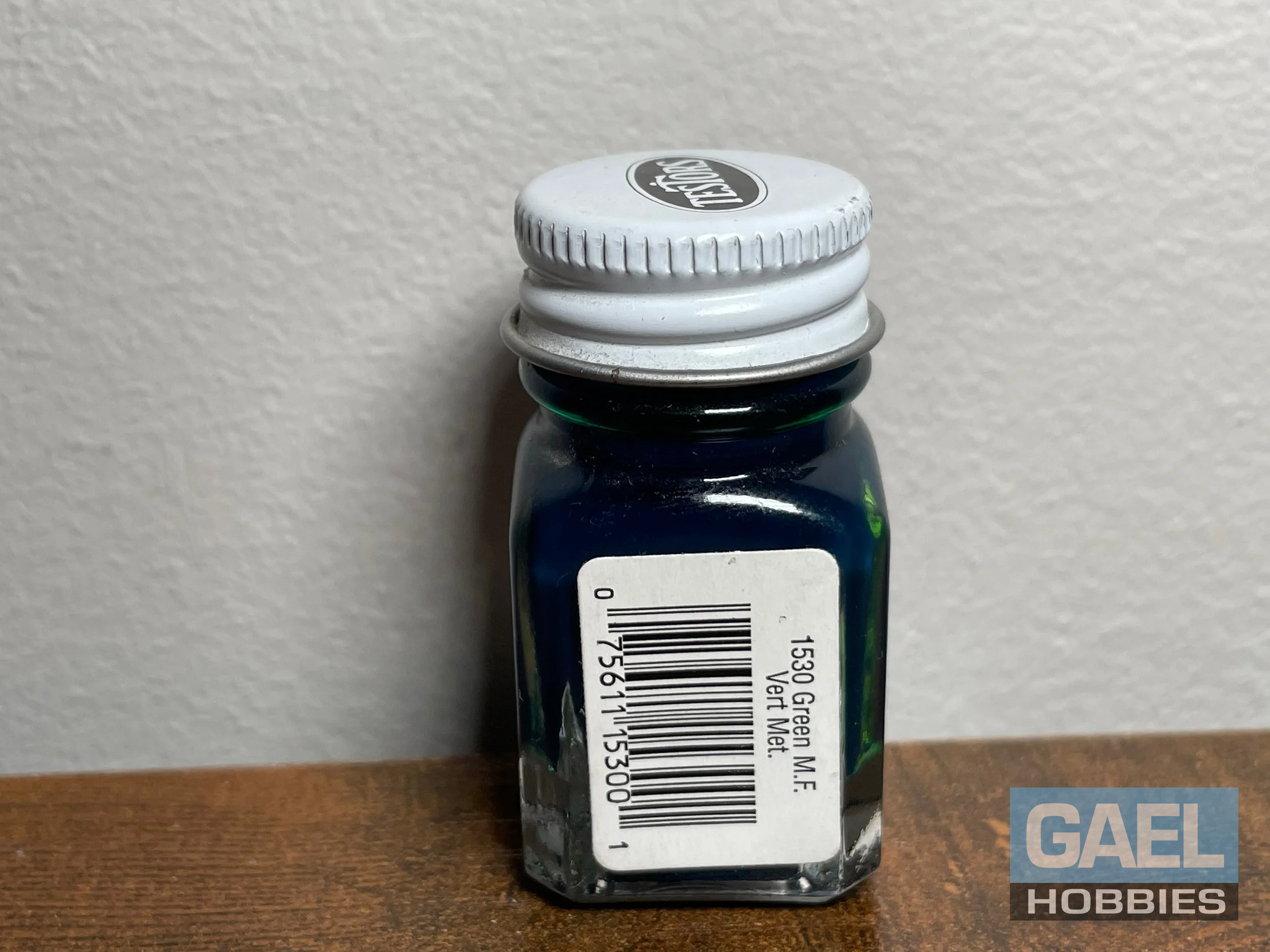 Testors Enamel 1/4oz-Green Metal Flake #1530