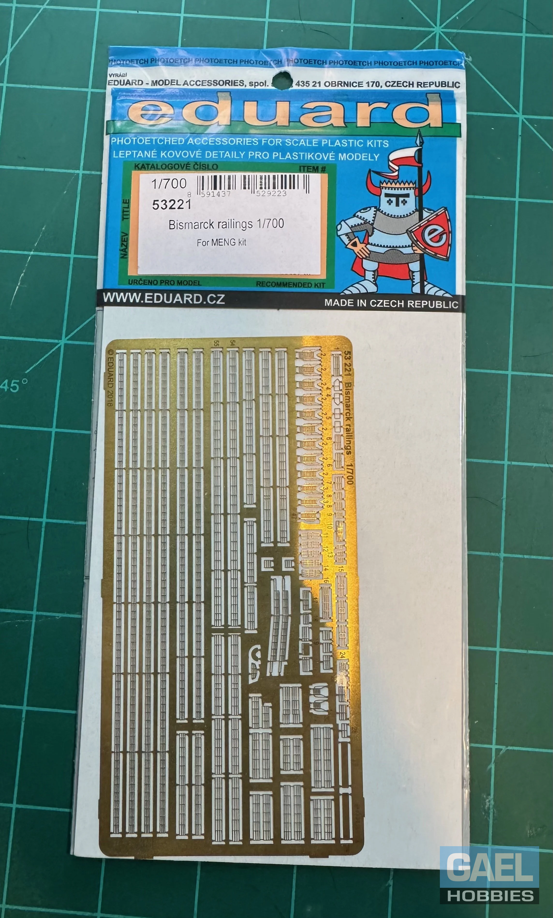 1/700 Eduard Bismarck Railings for MENG Kit #53221
