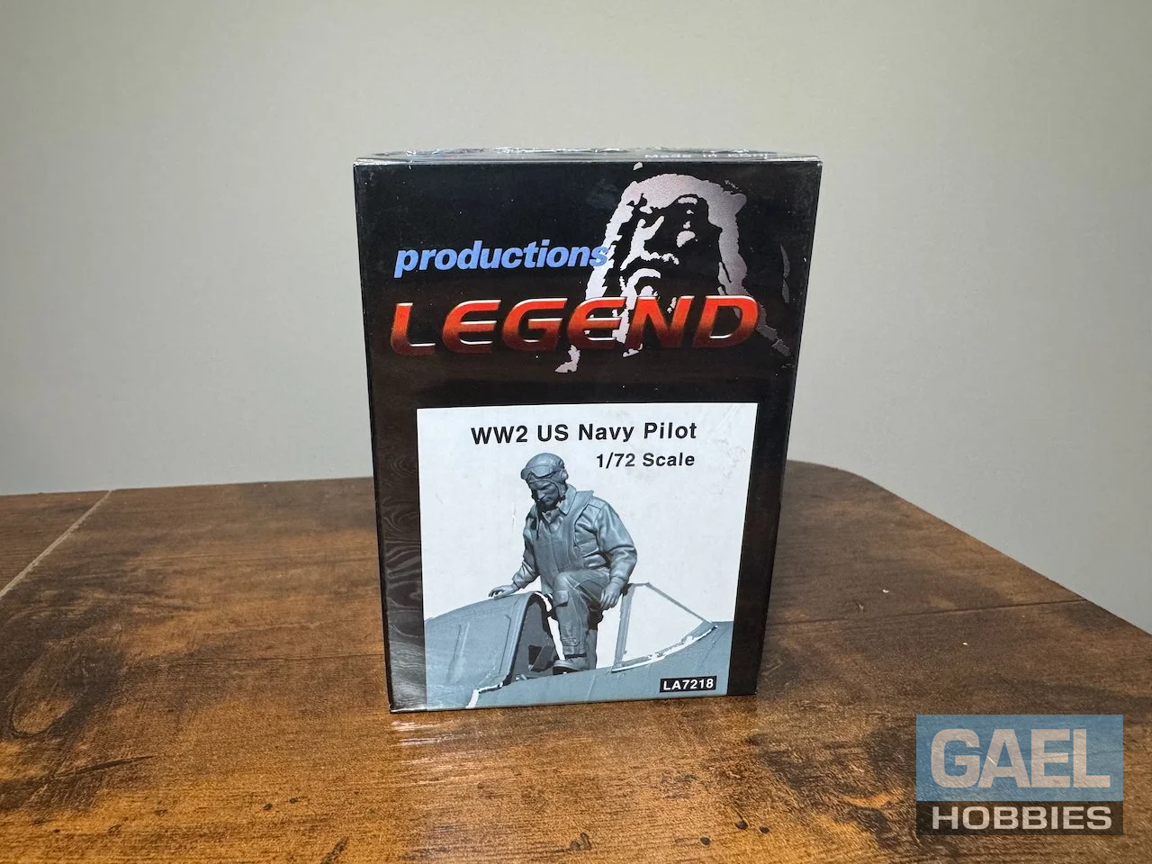1/72 Legend Production WW2 US Navy Pilot (Boarding) #LA7218