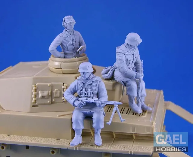 1/35 Legend Production German Tank Crew and Riders Set (WWII) #LF0116